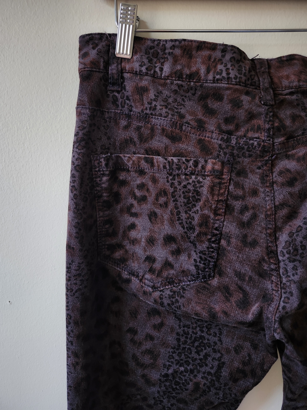 Plum Slim Straight Animal Print Velvet Pants - Picture 9 of 10
